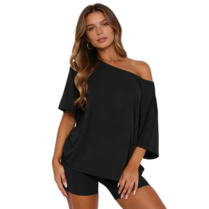 Women's Two-Piece Casual Loungewear Set—A Flattering Activewear Look for Travel